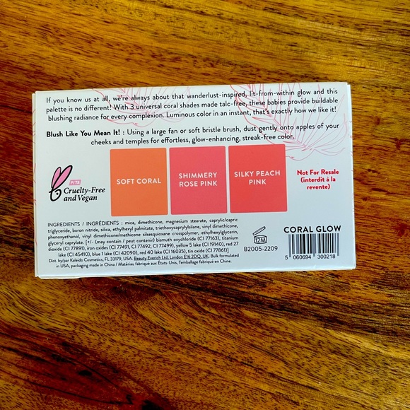 Kaleido Skinluminate Superfine Luminous Blush Palette New in Package - Picture 3 of 5